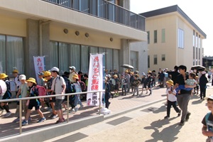 生活委員会によるあいさつ運動を行いました!