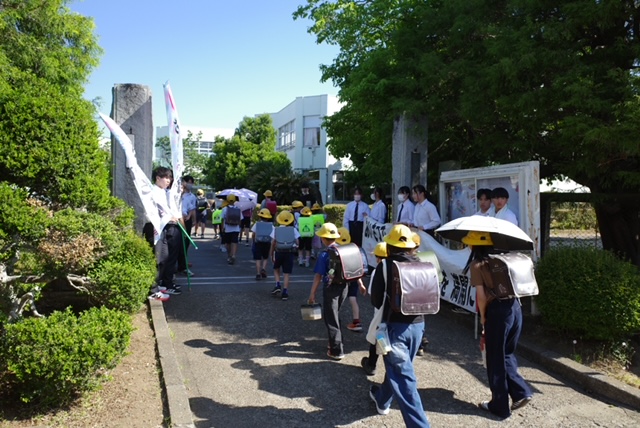 あいさつで心をつなぐ