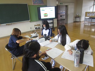 ご当地バーガー考え中