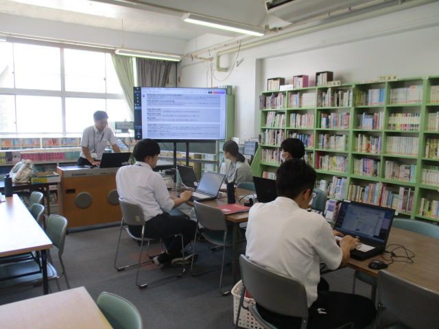 6月16日(火)校内新採教員研修