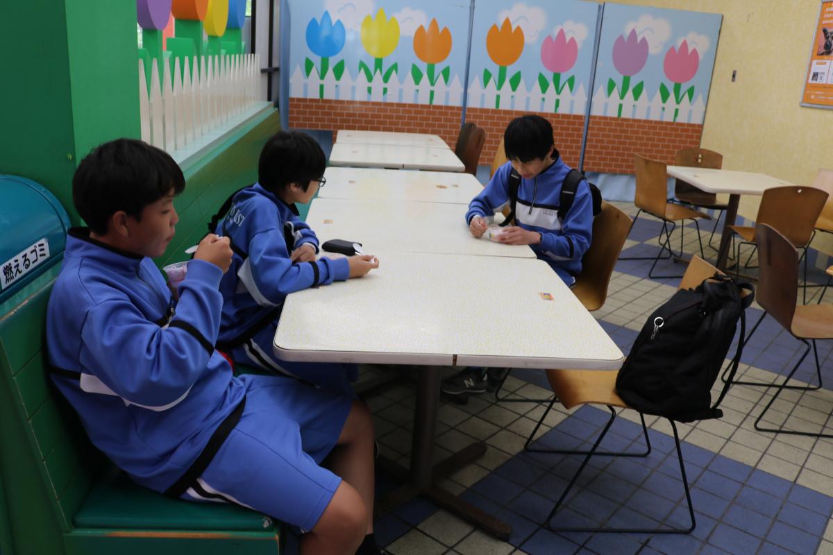 6月15日(月)8年生 校外学習⑥