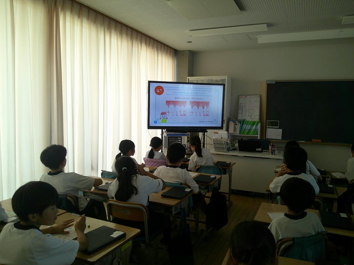 【4年生】歯磨き大会!
