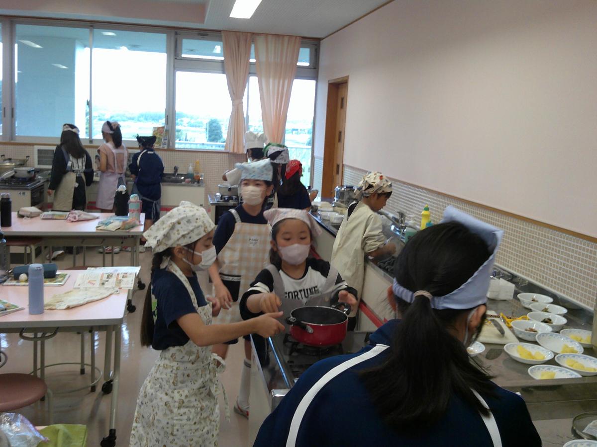 調理実習5年3組
