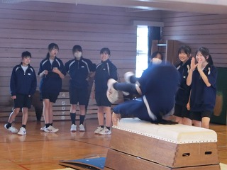 7学年体育 跳び箱