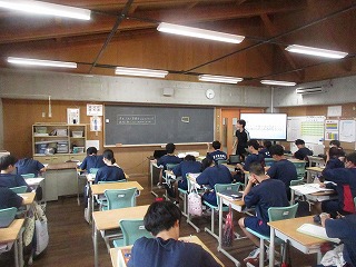 【8学年】 理科の授業