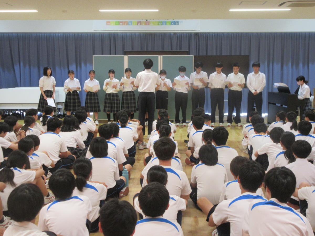 有志合唱団の歌声