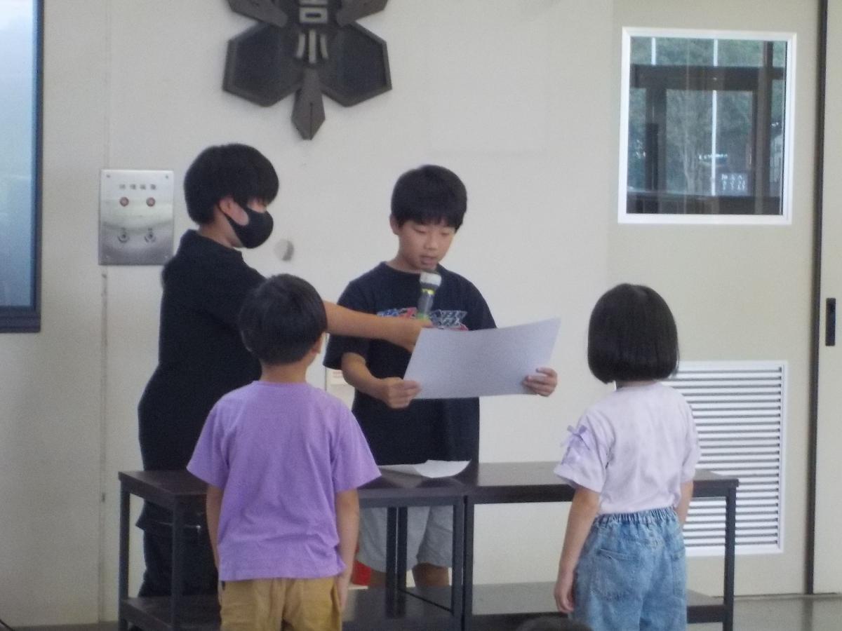 夏休み前集会の様子