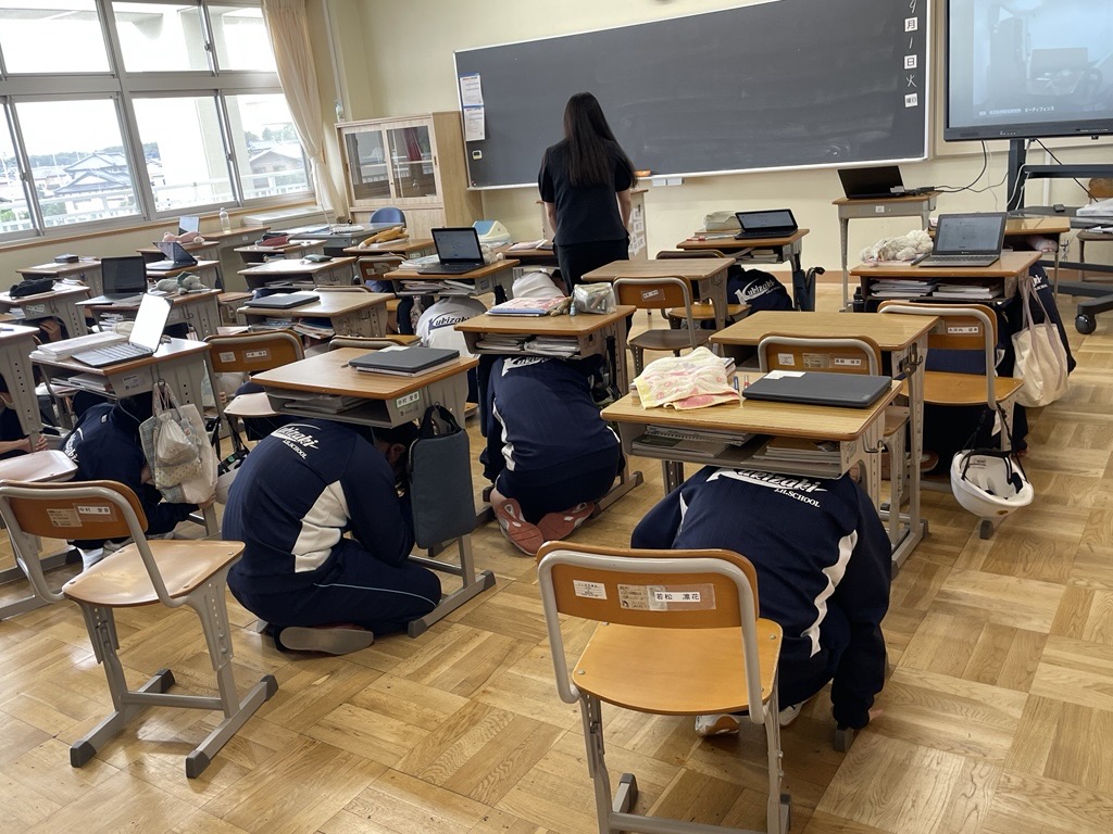 夏休み明け登校日&シェイクアウト訓練