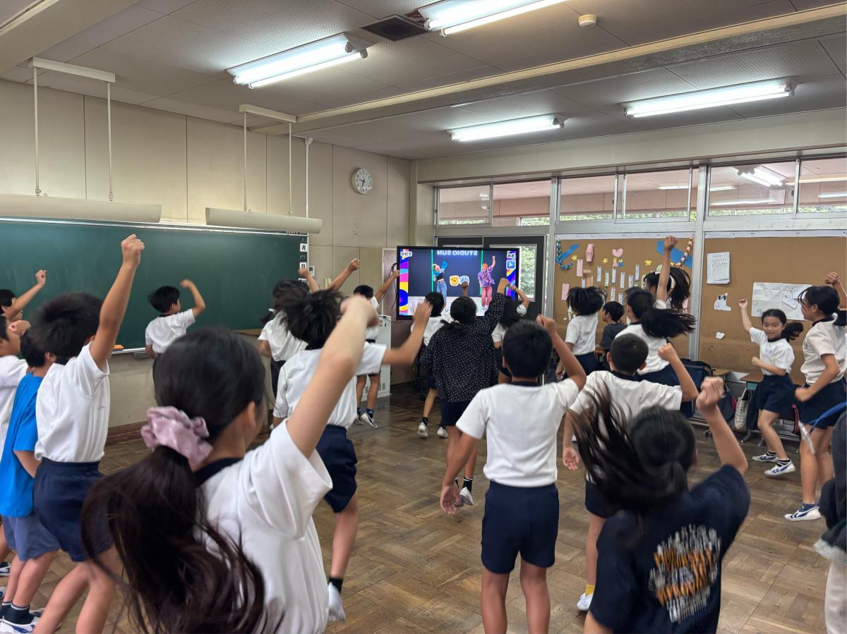 【4年生】運動会に向けて、ダンス練習!