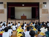 R8全校集会