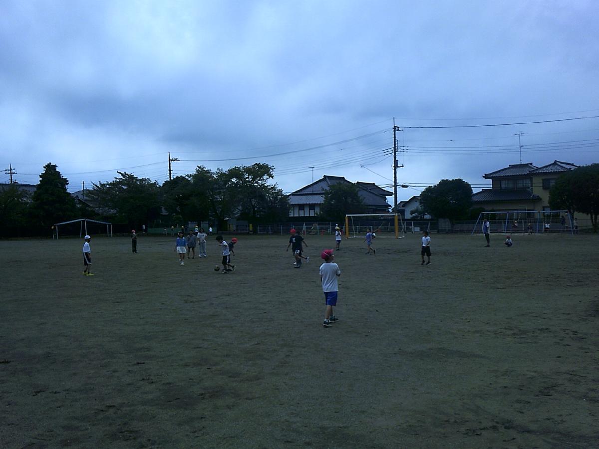 久しぶりの外遊び(昼休み)