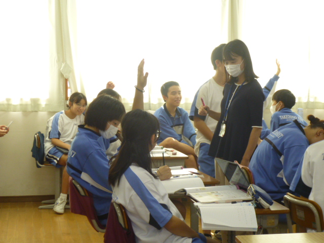 9月16日(水)8年生 英語