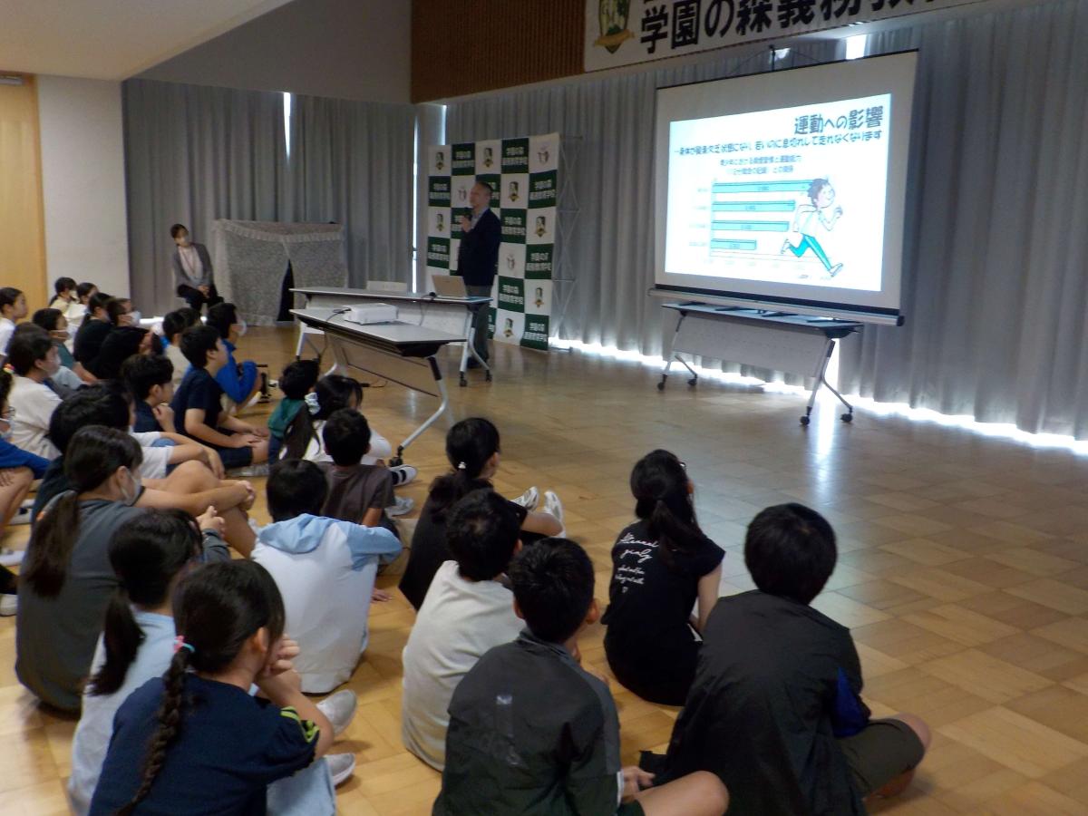 薬物乱用防止講演会~6年生~