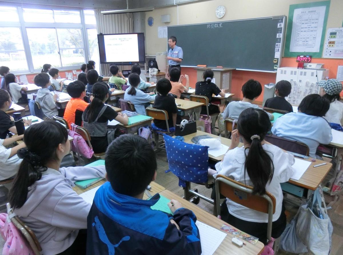 【5年生】防災教室(学校防災会議公開授業)