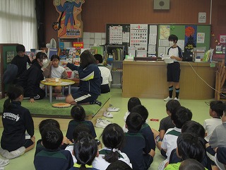 図書室の使い方を考えよう