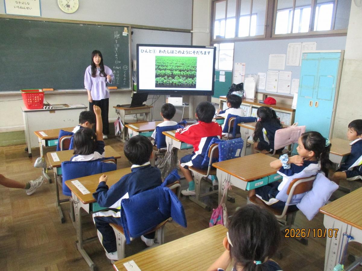1・2年生で給食についてお話を聞きました