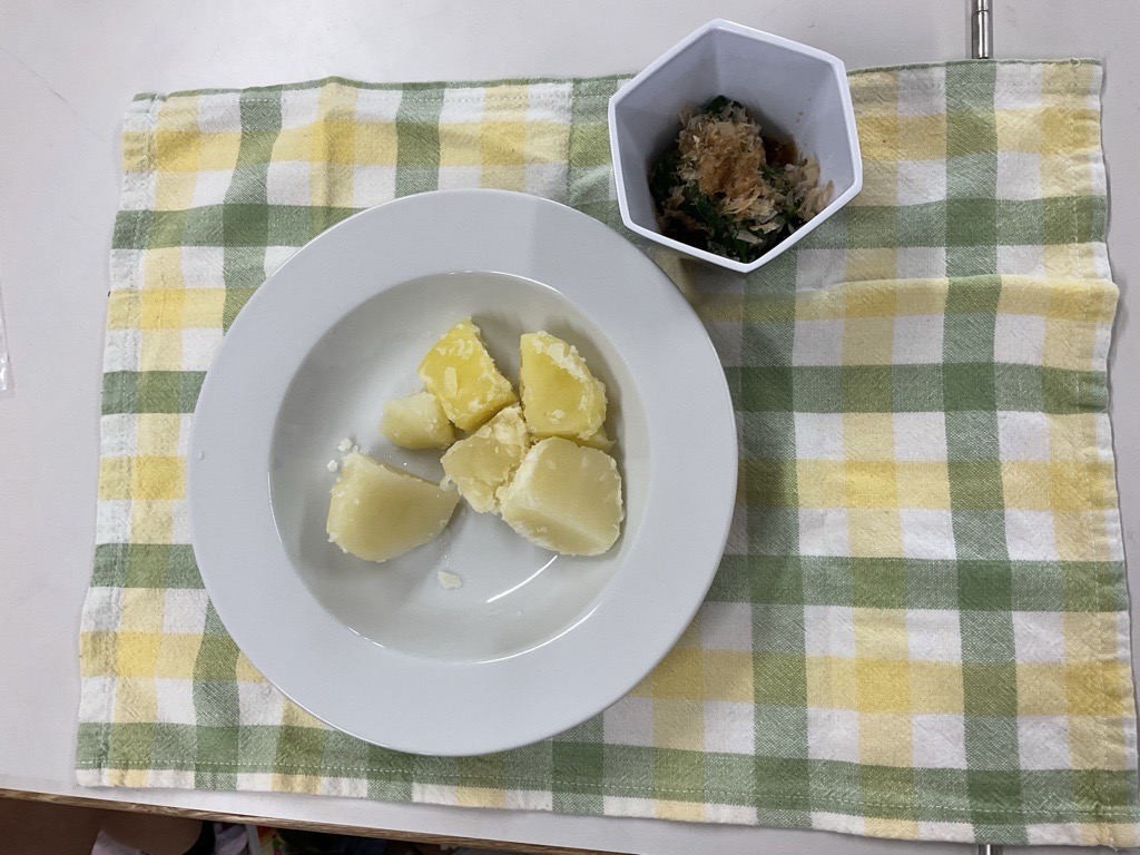 【5年生】家庭科で調理実習を行いました!